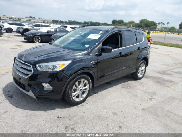 Photo 1 VIN: 1FMCU9GD1HUC06183 - FORD ESCAPE 