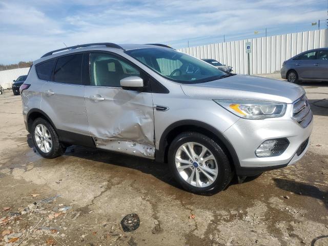 Photo 3 VIN: 1FMCU9GD1HUC76251 - FORD ESCAPE SE 