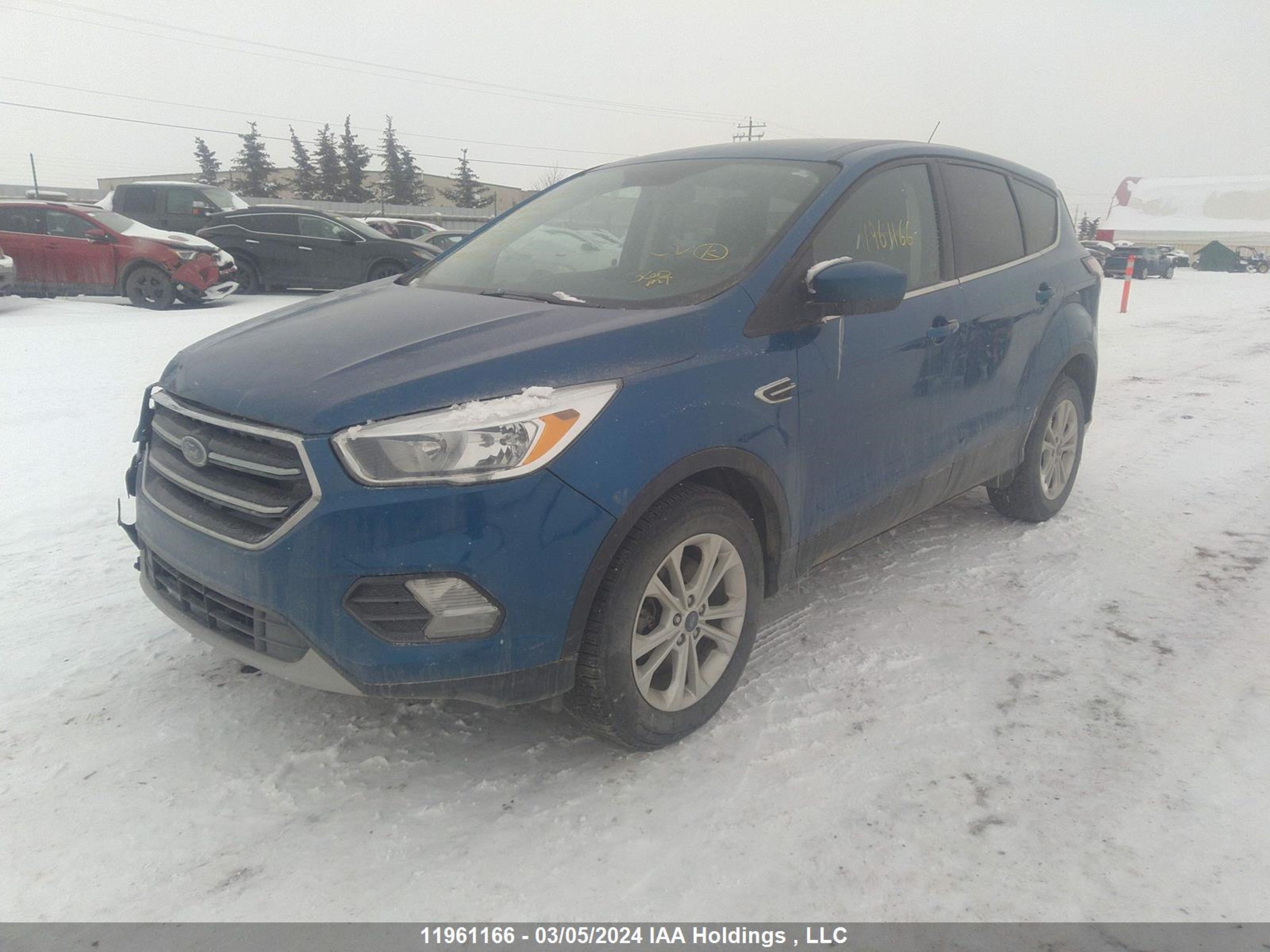 Photo 1 VIN: 1FMCU9GD1HUD13721 - FORD ESCAPE 