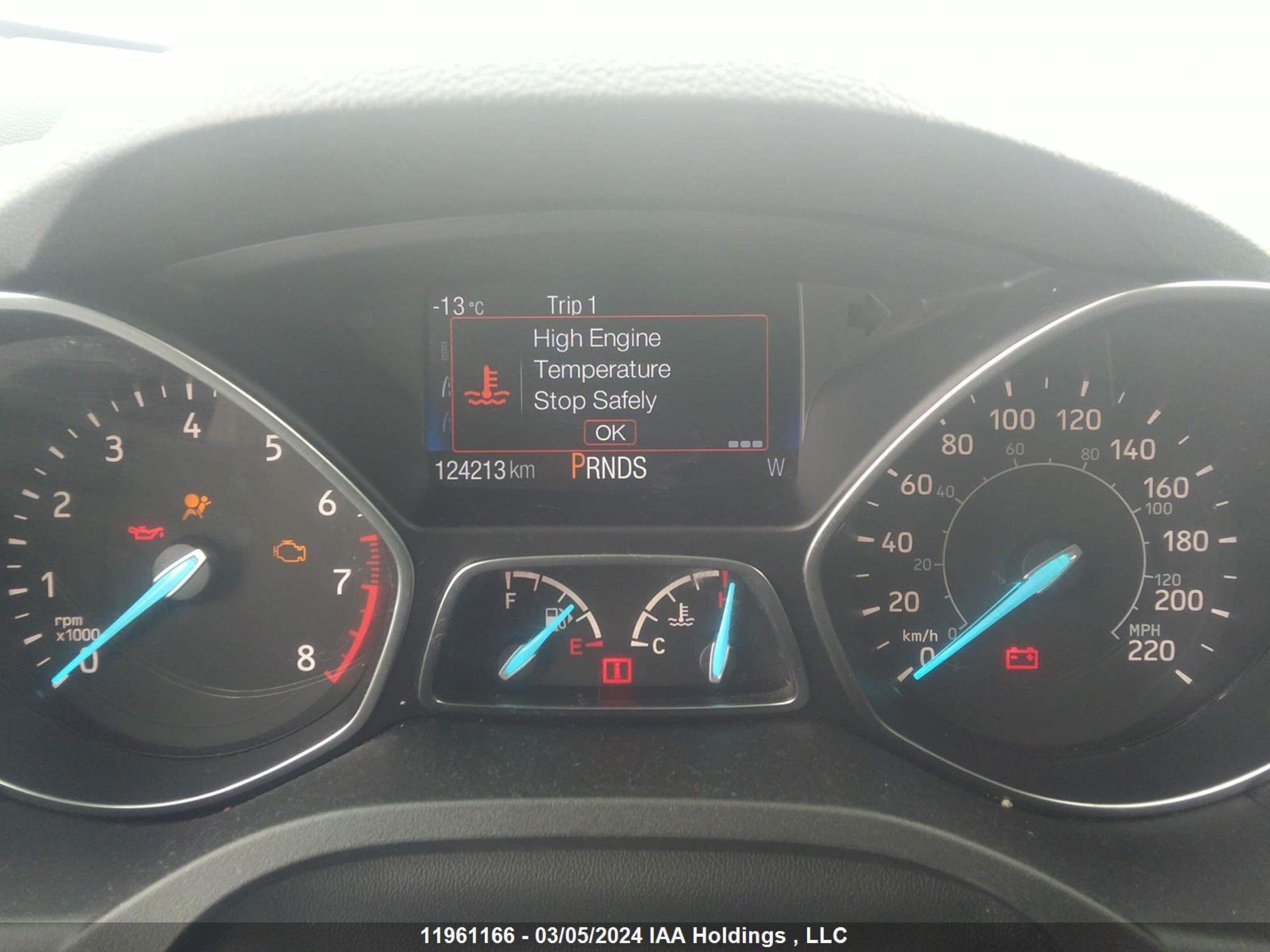 Photo 6 VIN: 1FMCU9GD1HUD13721 - FORD ESCAPE 