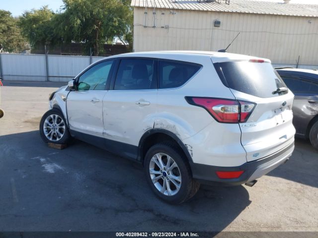 Photo 2 VIN: 1FMCU9GD1HUE56149 - FORD ESCAPE 