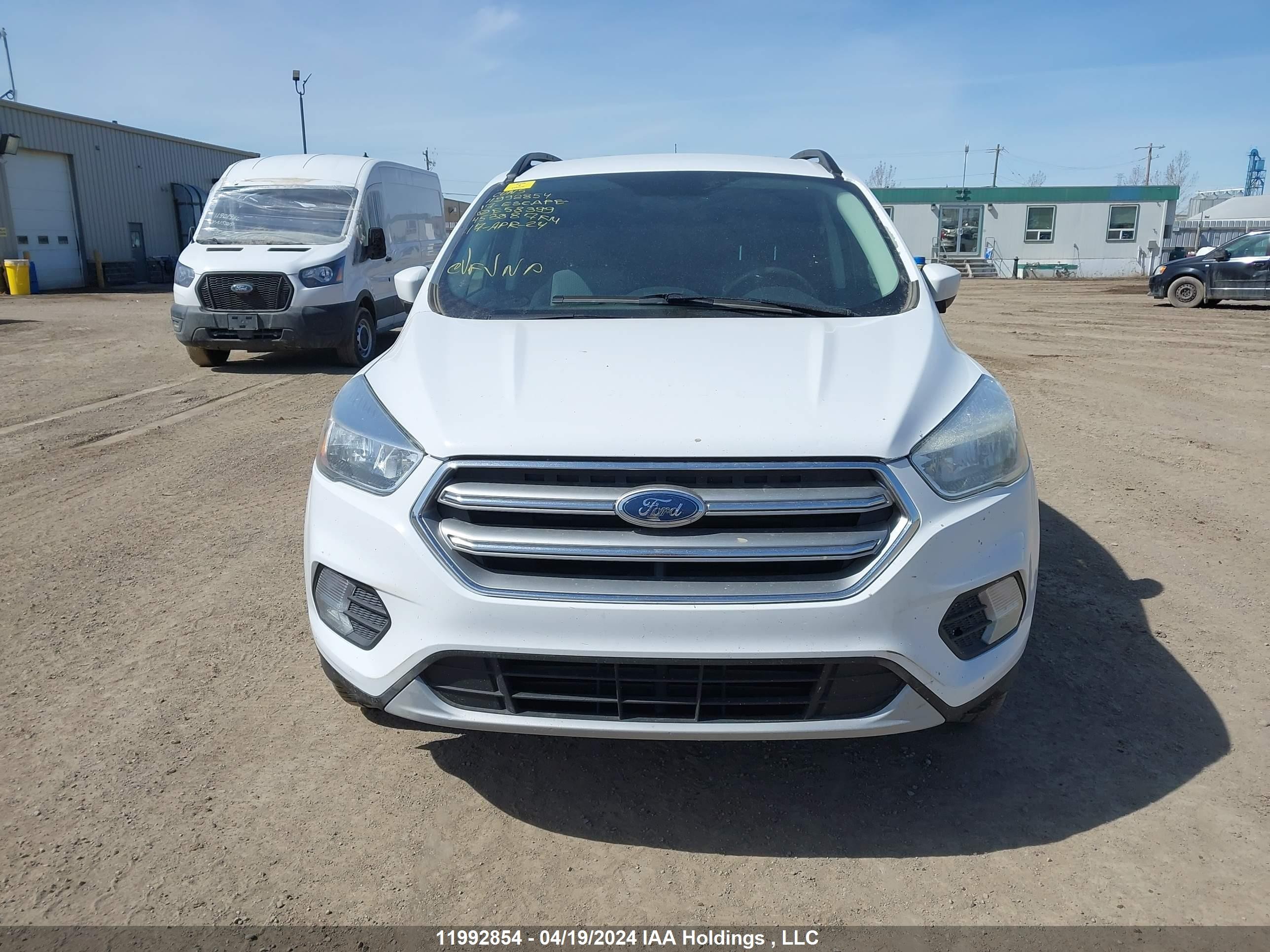 Photo 11 VIN: 1FMCU9GD1HUE58399 - FORD ESCAPE 