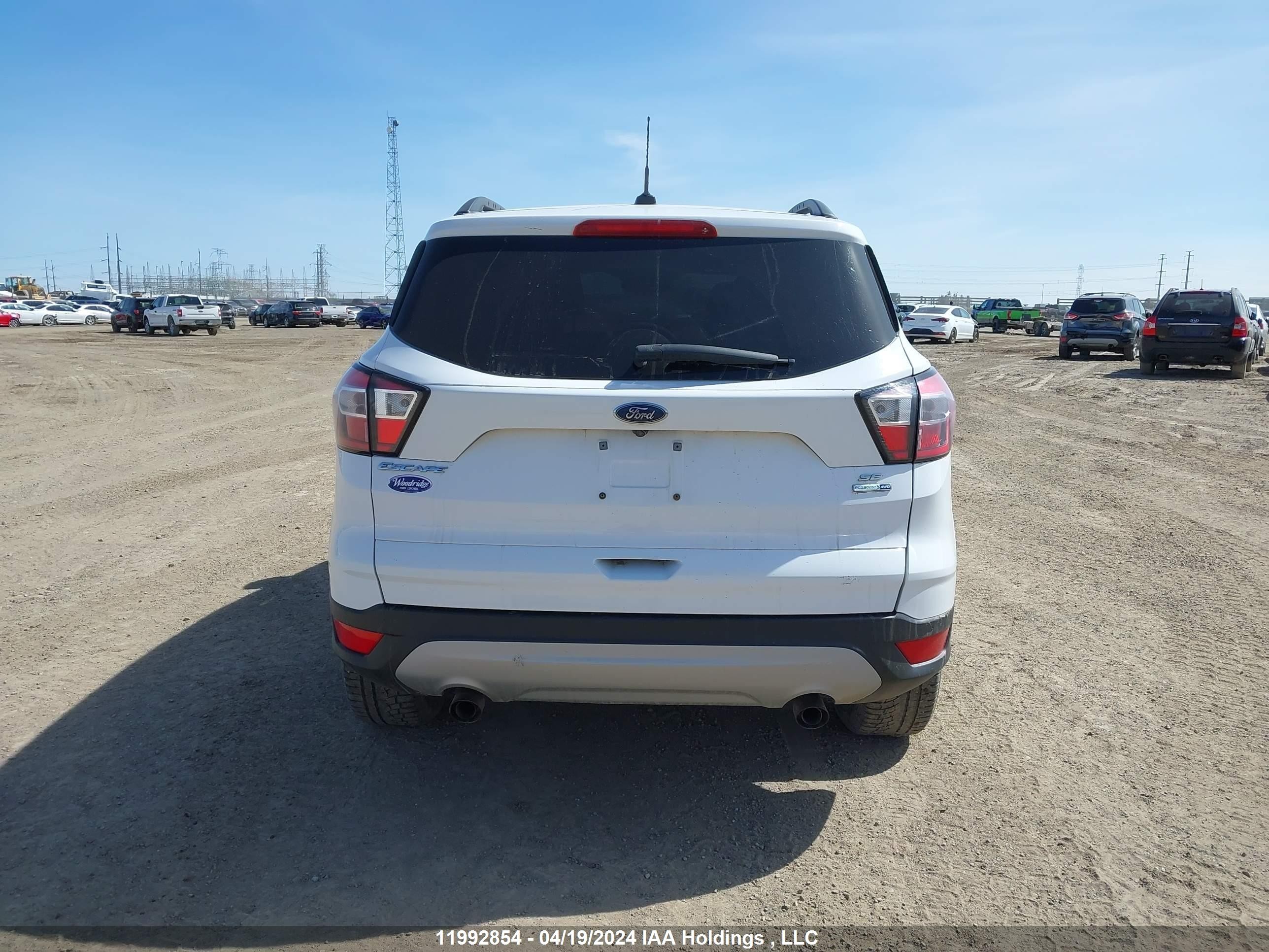 Photo 15 VIN: 1FMCU9GD1HUE58399 - FORD ESCAPE 