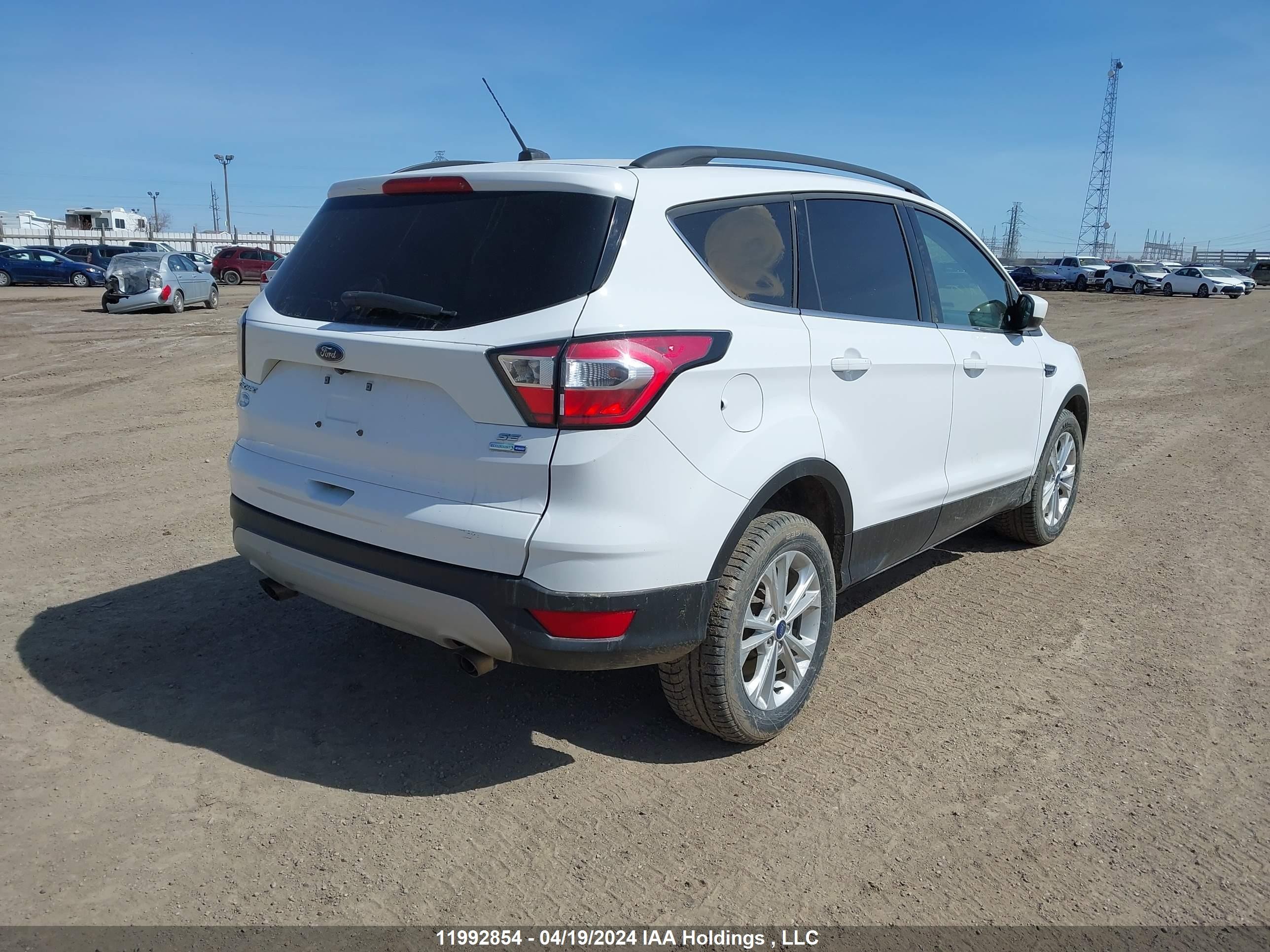 Photo 3 VIN: 1FMCU9GD1HUE58399 - FORD ESCAPE 