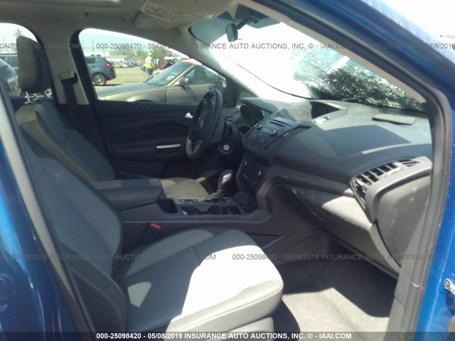 Photo 4 VIN: 1FMCU9GD1JUB15646 - FORD ESCAPE 