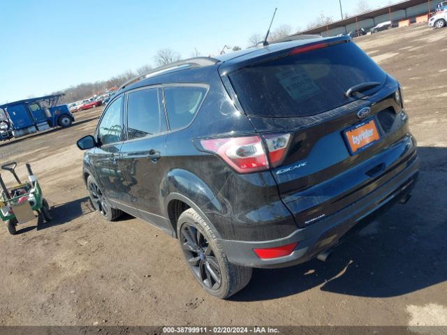 Photo 2 VIN: 1FMCU9GD1JUB22029 - FORD ESCAPE 