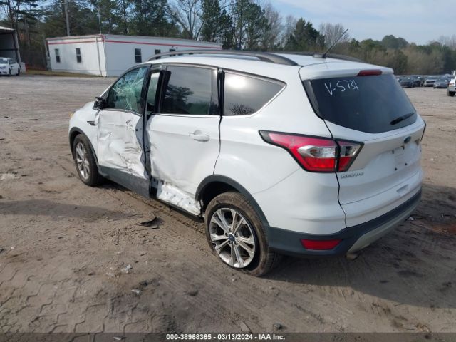 Photo 2 VIN: 1FMCU9GD1JUB85731 - FORD ESCAPE 