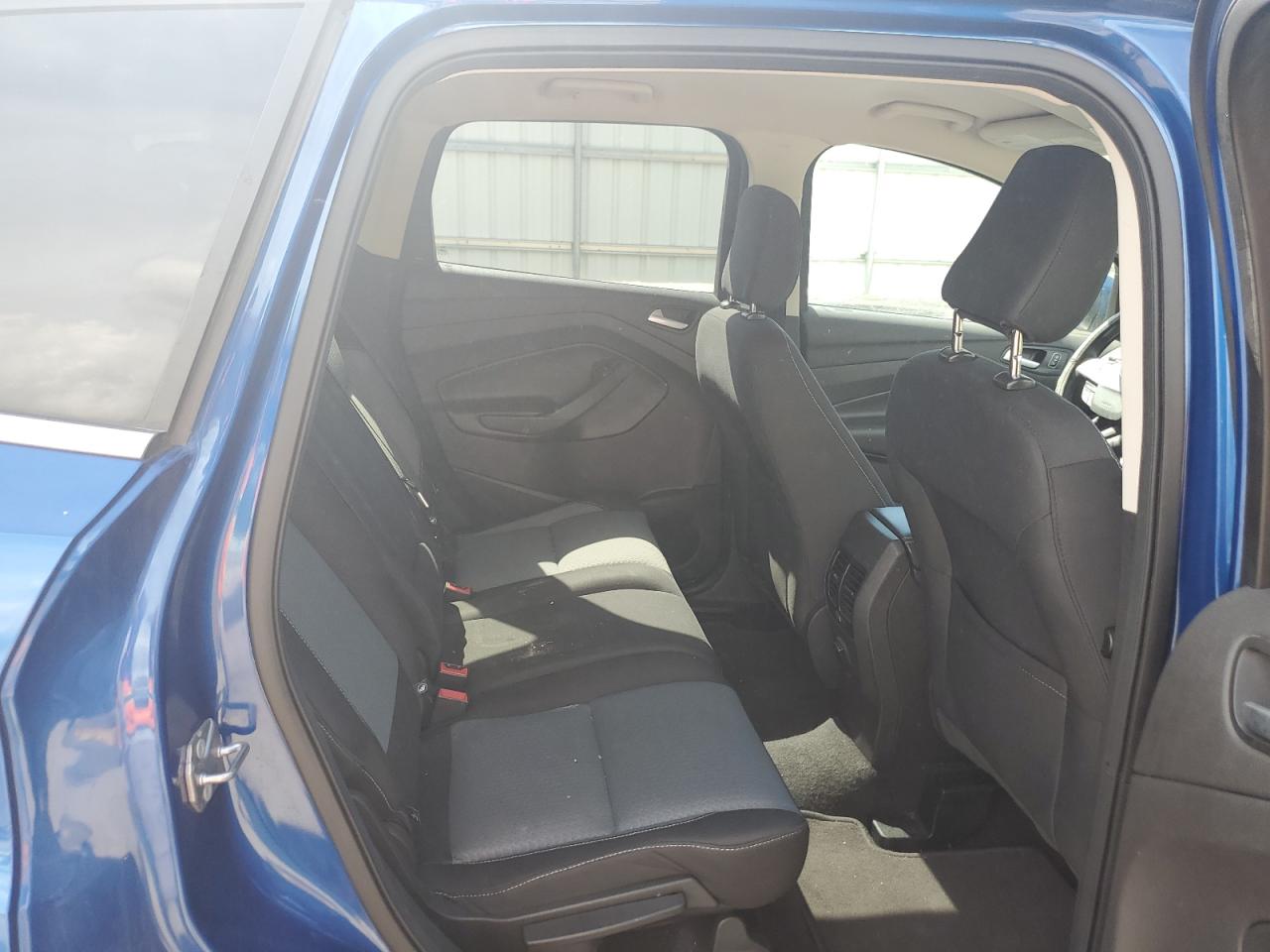 Photo 10 VIN: 1FMCU9GD1JUC29663 - FORD ESCAPE 