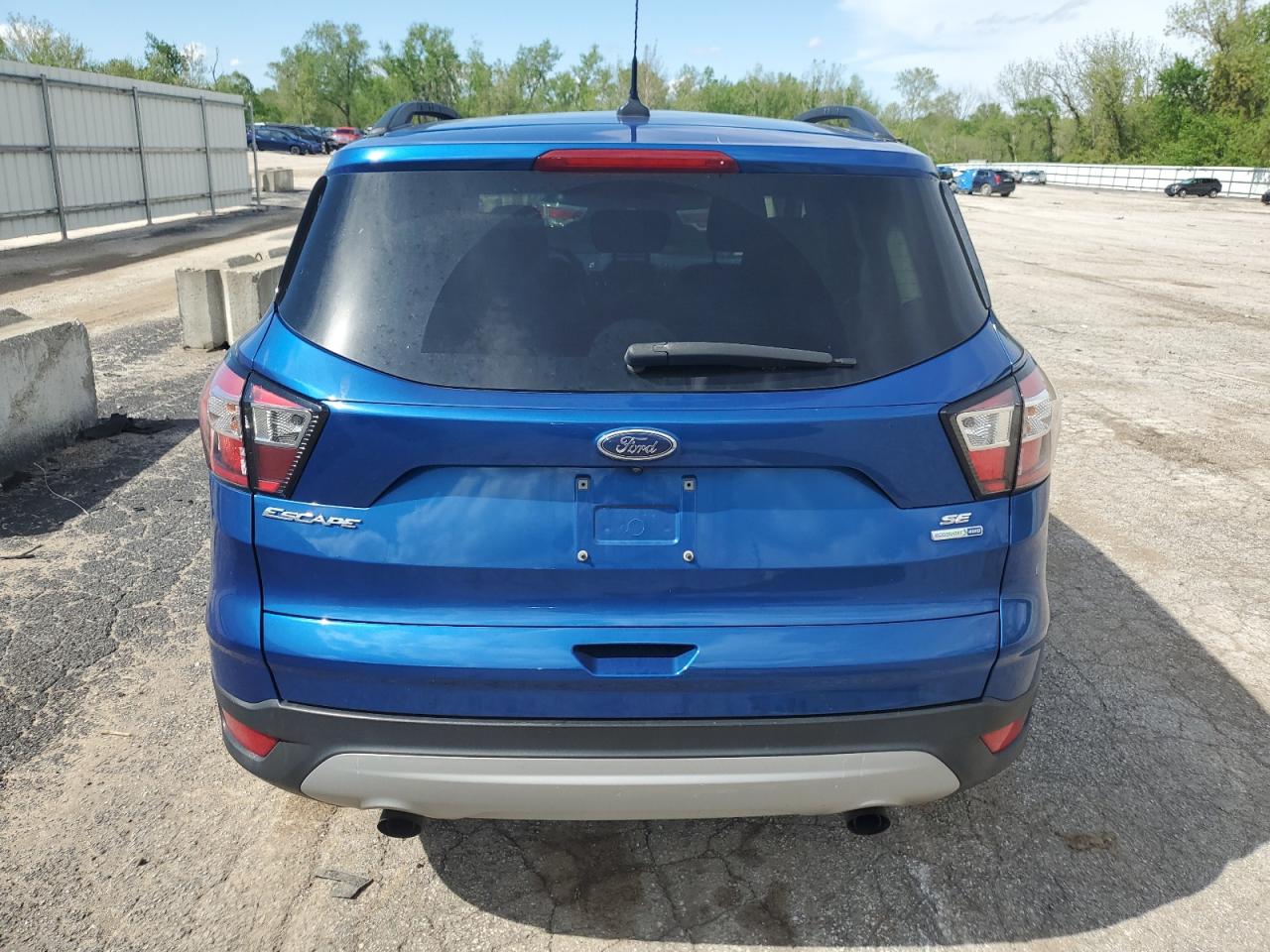 Photo 5 VIN: 1FMCU9GD1JUC29663 - FORD ESCAPE 