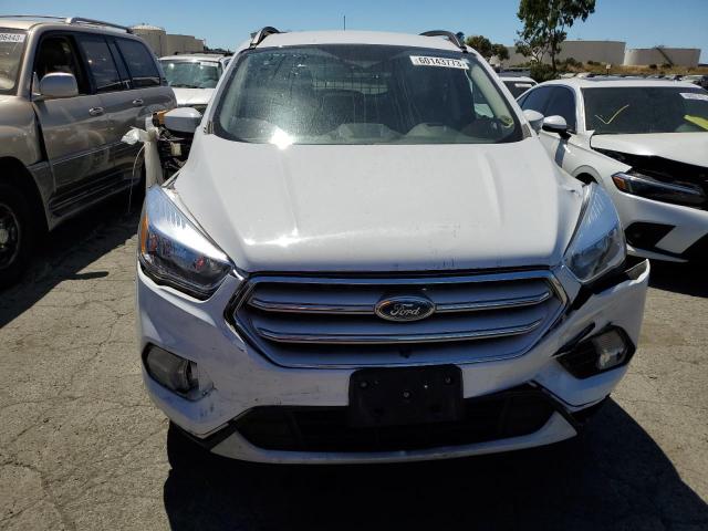 Photo 4 VIN: 1FMCU9GD1JUD39063 - FORD ESCAPE 