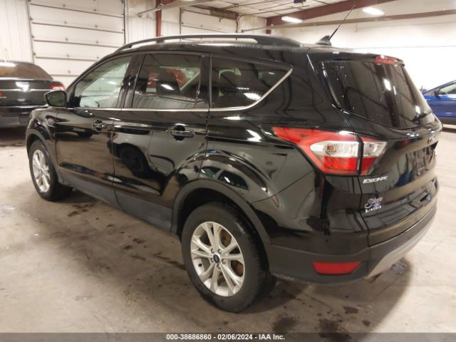 Photo 2 VIN: 1FMCU9GD1JUD50693 - FORD ESCAPE 