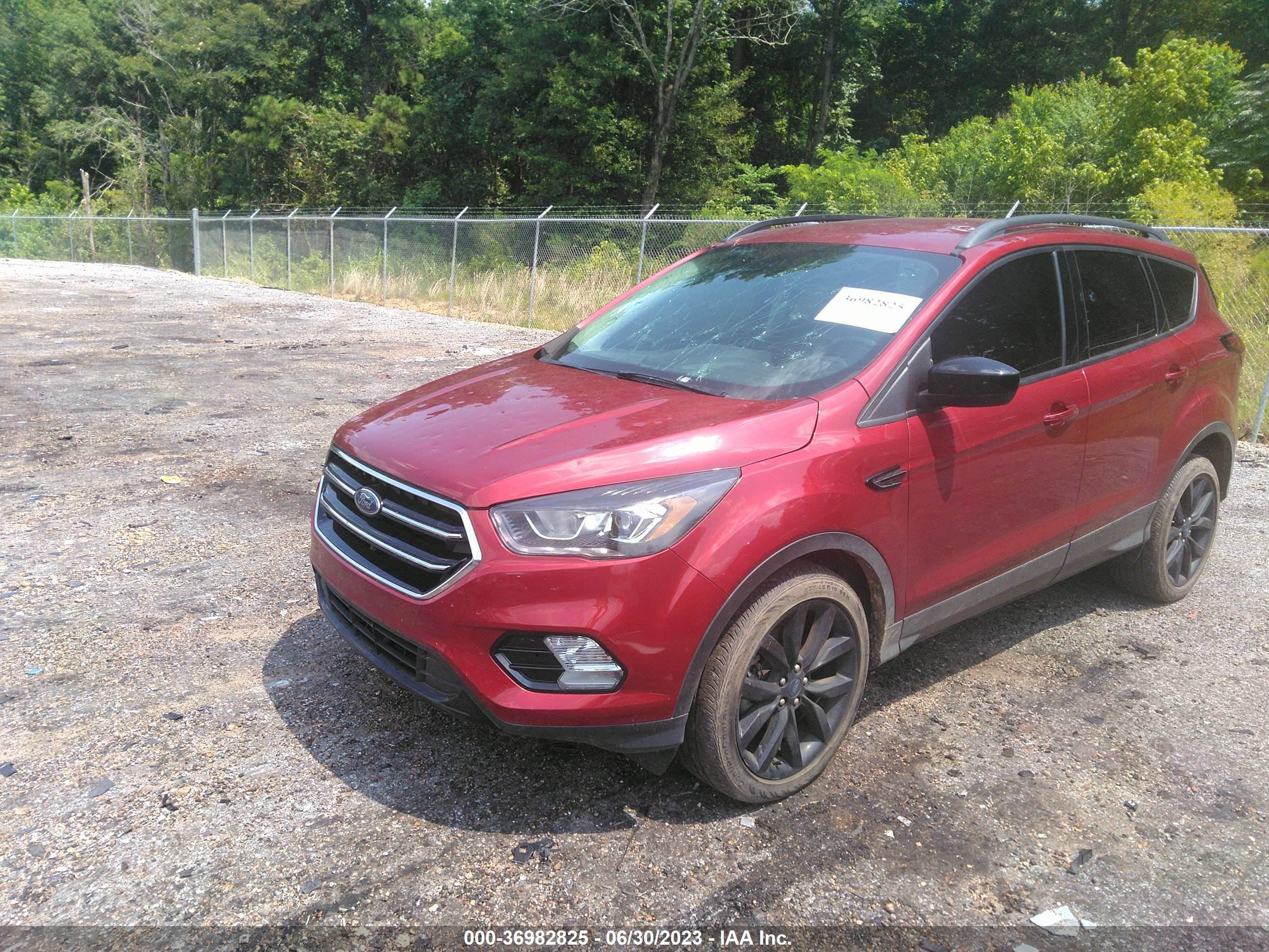 Photo 1 VIN: 1FMCU9GD1KUA89552 - FORD ESCAPE 