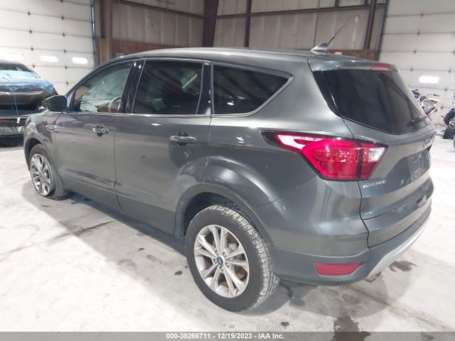 Photo 2 VIN: 1FMCU9GD1KUB33128 - FORD ESCAPE 