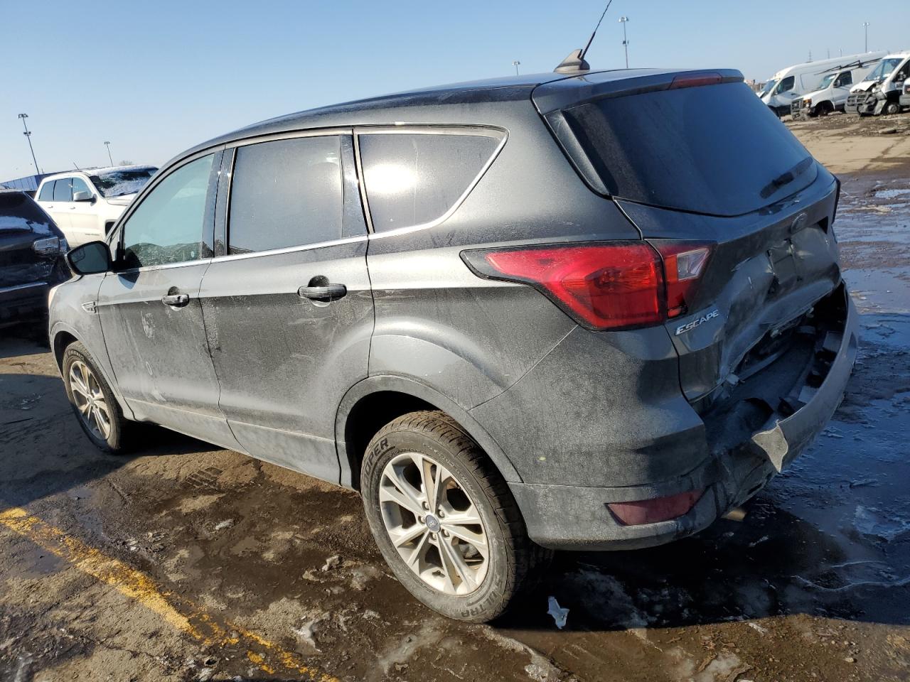 Photo 1 VIN: 1FMCU9GD1KUC00035 - FORD ESCAPE 