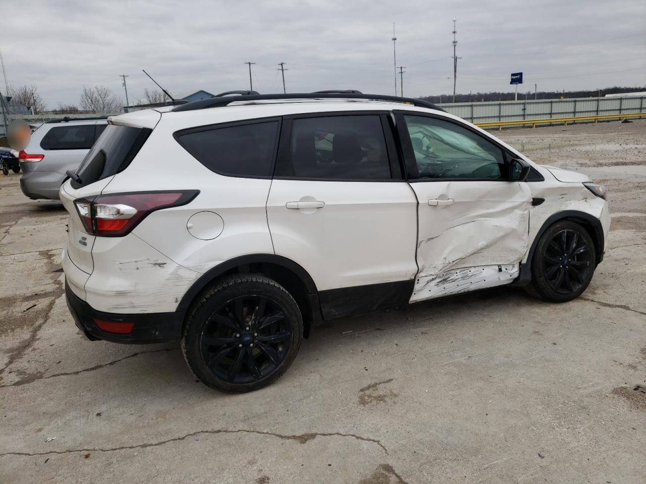 Photo 2 VIN: 1FMCU9GD2HUA91397 - FORD ESCAPE 