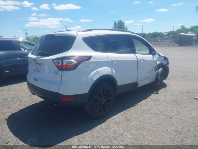 Photo 3 VIN: 1FMCU9GD2HUC44554 - FORD ESCAPE 