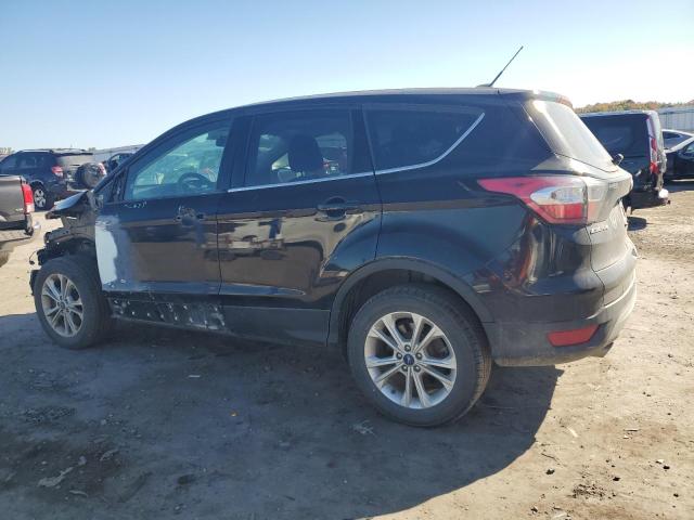 Photo 1 VIN: 1FMCU9GD2HUC60818 - FORD ESCAPE SE 