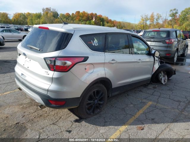 Photo 3 VIN: 1FMCU9GD2HUC68465 - FORD ESCAPE 