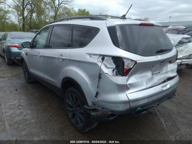 Photo 2 VIN: 1FMCU9GD2JUA15281 - FORD ESCAPE 