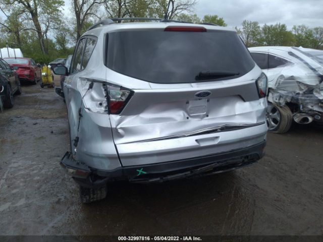 Photo 5 VIN: 1FMCU9GD2JUA15281 - FORD ESCAPE 