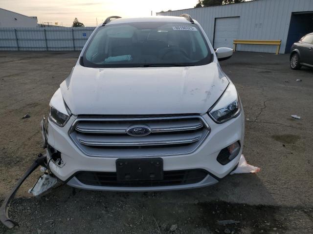 Photo 4 VIN: 1FMCU9GD2JUA24658 - FORD ESCAPE 