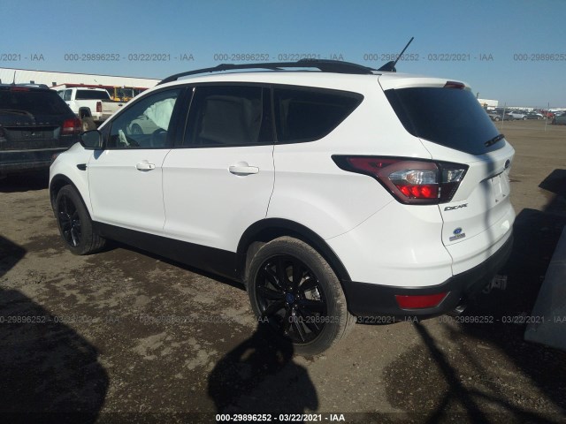 Photo 2 VIN: 1FMCU9GD2JUA64352 - FORD ESCAPE 