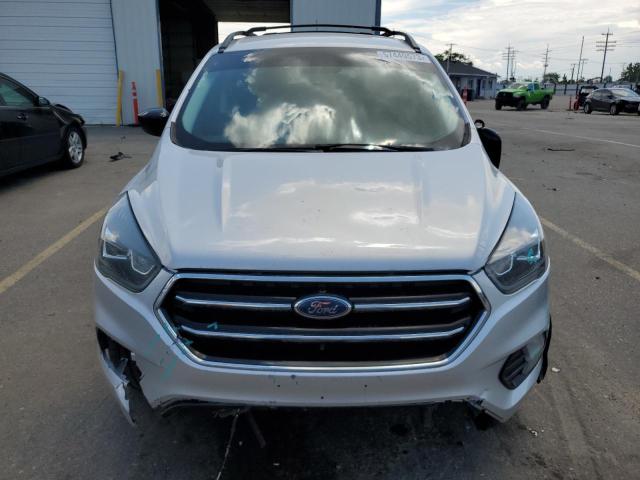 Photo 4 VIN: 1FMCU9GD2JUB13131 - FORD ESCAPE SE 