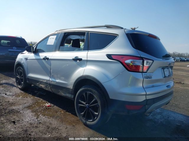 Photo 2 VIN: 1FMCU9GD2JUD42599 - FORD ESCAPE 