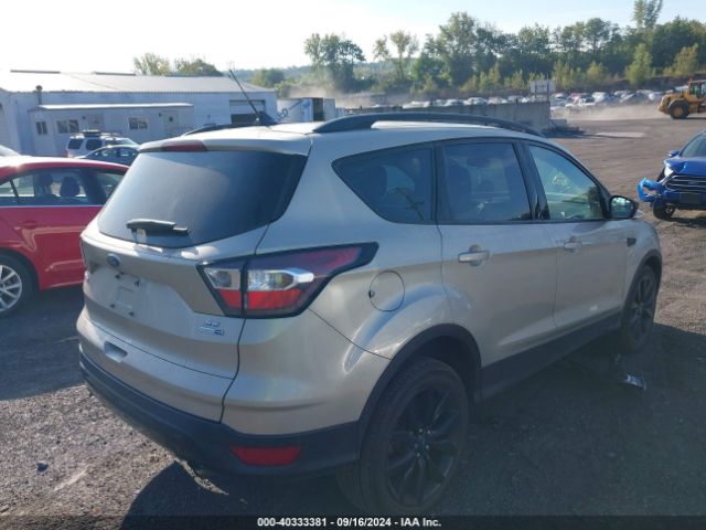 Photo 3 VIN: 1FMCU9GD2JUD46782 - FORD ESCAPE 