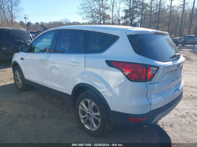 Photo 2 VIN: 1FMCU9GD2KUB83889 - FORD ESCAPE 