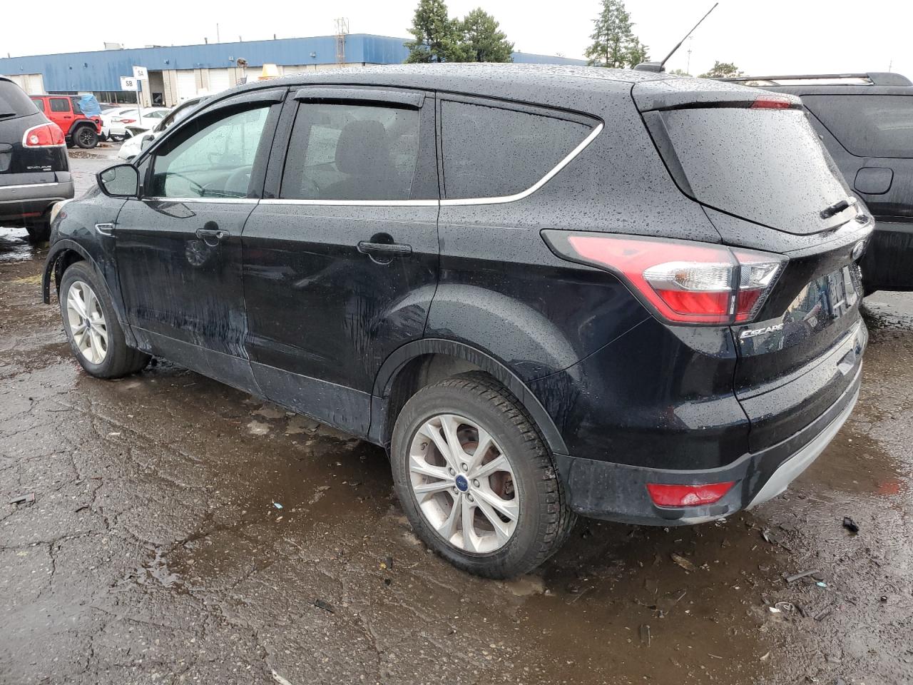 Photo 1 VIN: 1FMCU9GD3HUA48977 - FORD ESCAPE 