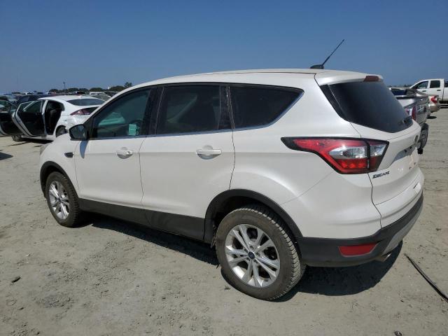 Photo 1 VIN: 1FMCU9GD3HUC35040 - FORD ESCAPE 