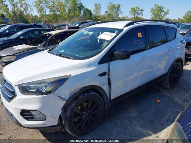 Photo 1 VIN: 1FMCU9GD3HUC75487 - FORD ESCAPE 