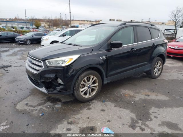 Photo 1 VIN: 1FMCU9GD3HUD80658 - FORD ESCAPE 