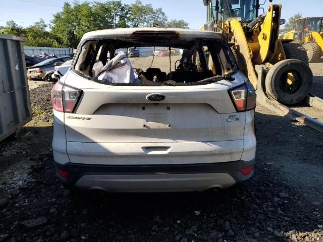 Photo 5 VIN: 1FMCU9GD3HUE12167 - FORD ESCAPE SE 