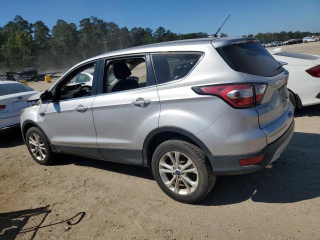 Photo 1 VIN: 1FMCU9GD3HUE49431 - FORD ESCAPE SE 