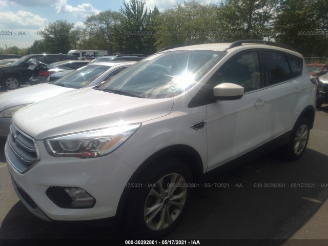 Photo 1 VIN: 1FMCU9GD3HUE98693 - FORD ESCAPE 