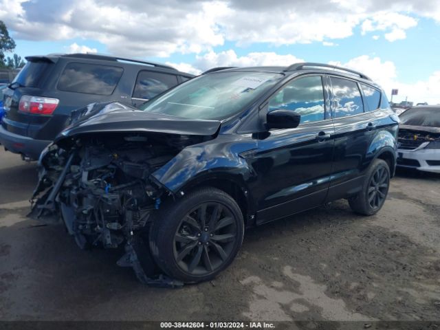 Photo 1 VIN: 1FMCU9GD3JUA72170 - FORD ESCAPE 