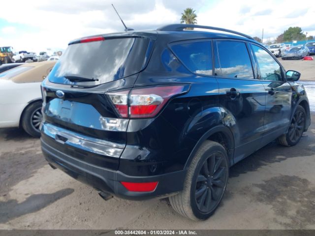 Photo 3 VIN: 1FMCU9GD3JUA72170 - FORD ESCAPE 