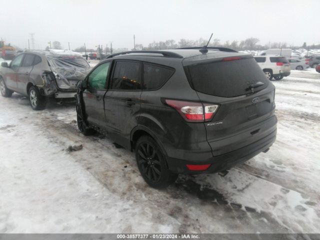 Photo 2 VIN: 1FMCU9GD3JUB10397 - FORD ESCAPE 