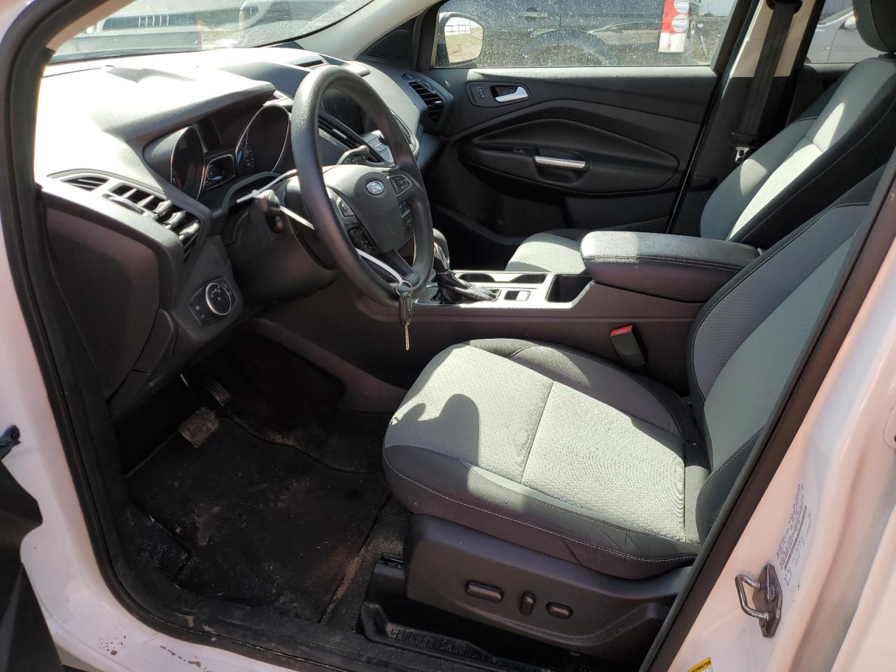 Photo 6 VIN: 1FMCU9GD3JUB98710 - FORD ESCAPE 