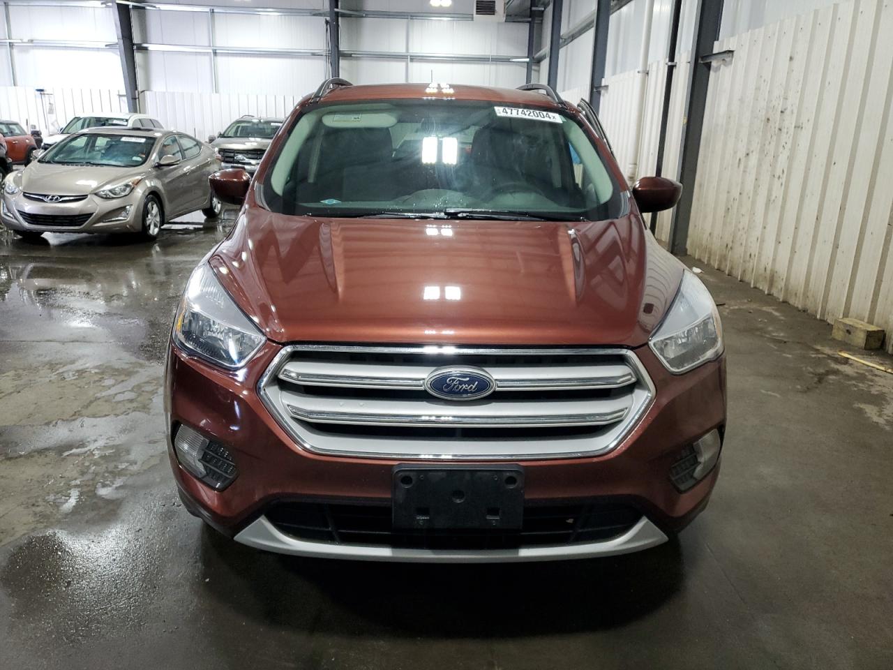 Photo 4 VIN: 1FMCU9GD3JUC08846 - FORD ESCAPE 