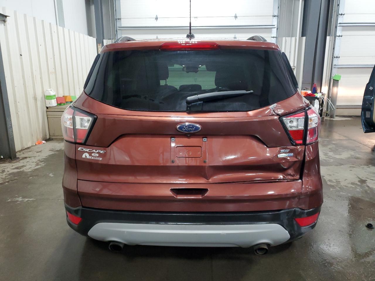 Photo 5 VIN: 1FMCU9GD3JUC08846 - FORD ESCAPE 