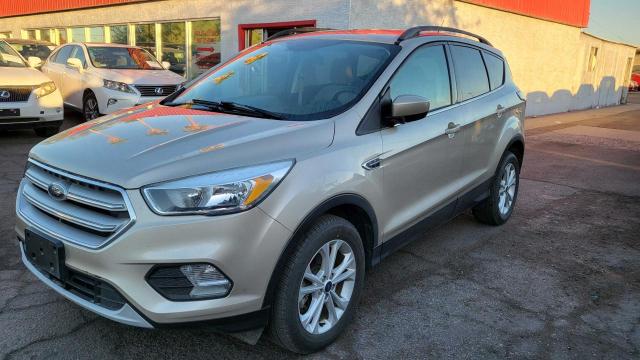 Photo 1 VIN: 1FMCU9GD3JUC10645 - FORD ESCAPE SE 