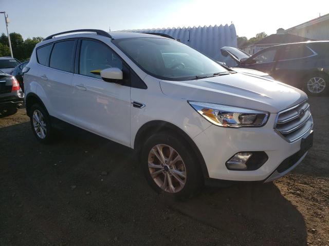 Photo 3 VIN: 1FMCU9GD3JUD05948 - FORD ESCAPE SE 