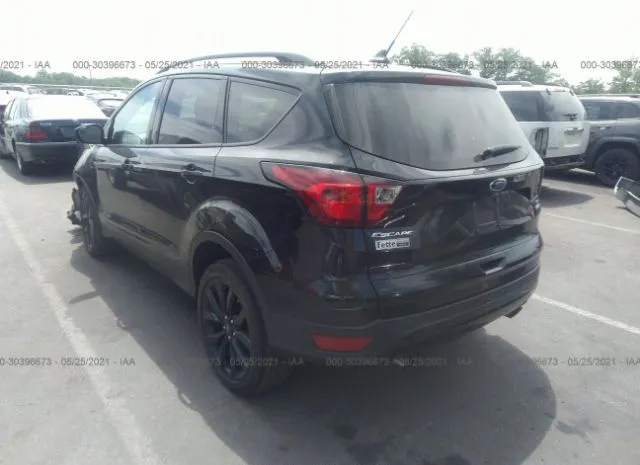 Photo 2 VIN: 1FMCU9GD3KUA38019 - FORD ESCAPE 