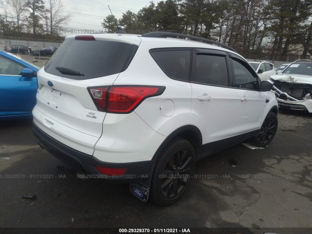 Photo 3 VIN: 1FMCU9GD3KUA84787 - FORD ESCAPE 