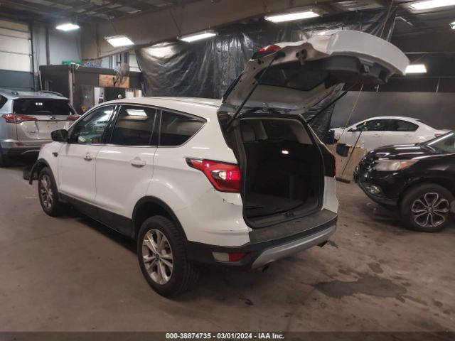 Photo 2 VIN: 1FMCU9GD3KUB42428 - FORD ESCAPE 