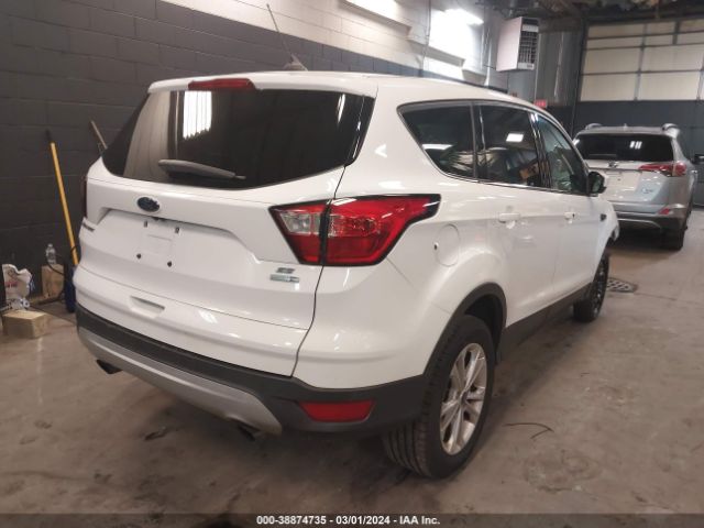 Photo 3 VIN: 1FMCU9GD3KUB42428 - FORD ESCAPE 