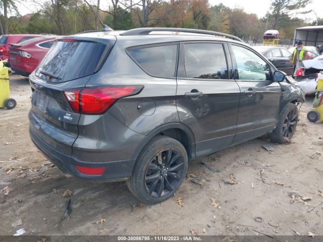 Photo 3 VIN: 1FMCU9GD3KUB94254 - FORD ESCAPE 